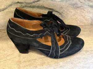 Earthies Sarenza Black Suede Tied Heel Size 7